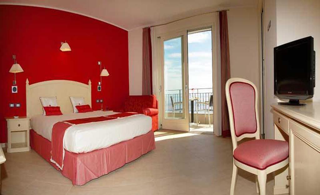 Meridiana Hotel Taormina Exterior foto